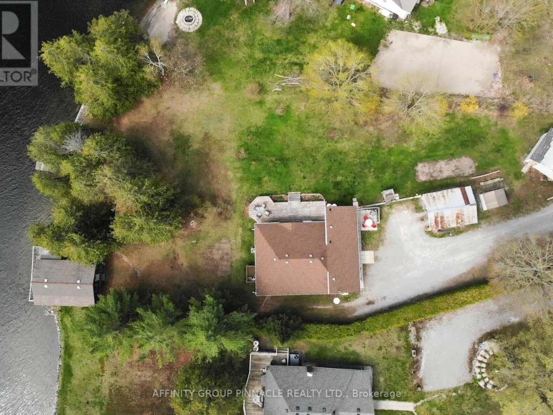 106 COLDSTREAM ROAD, Rosedale Lake