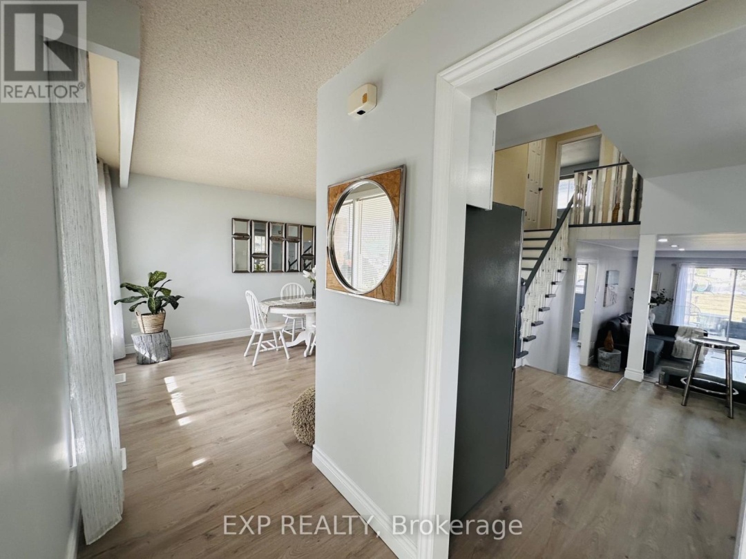 25 TURTLE PATH, Lake Simcoe