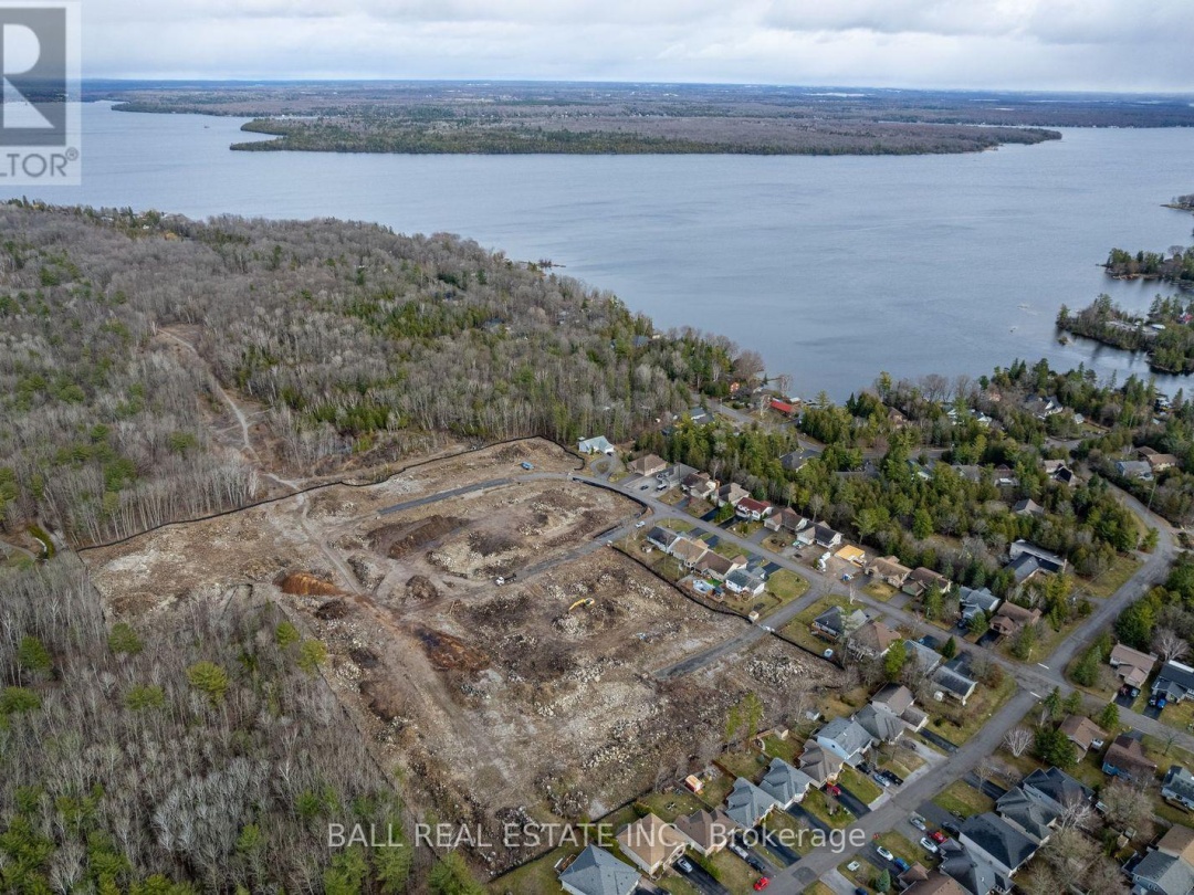 47 HEMLOCK CRESCENT, Kawartha Lakes (Bobcaygeon)