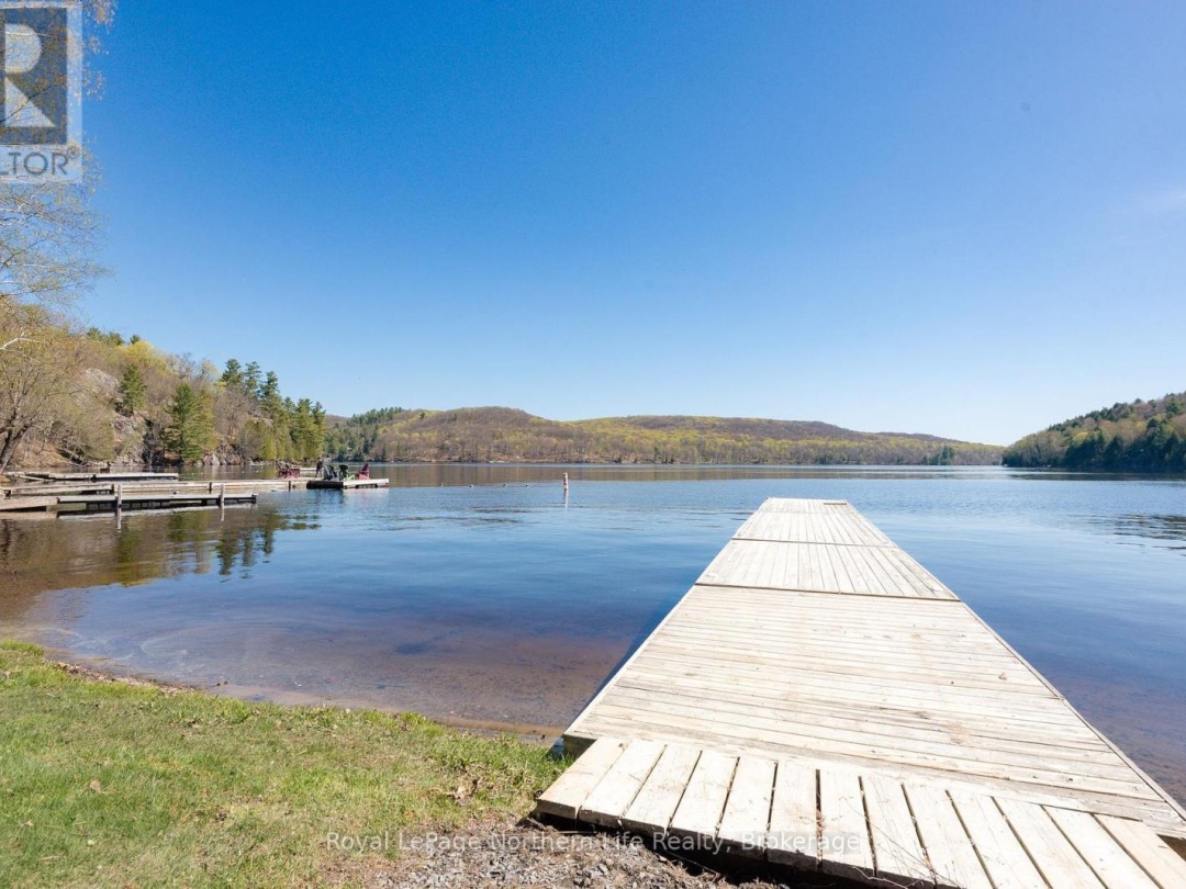 35 BRENNAN CIRCLE, Lake Vernon