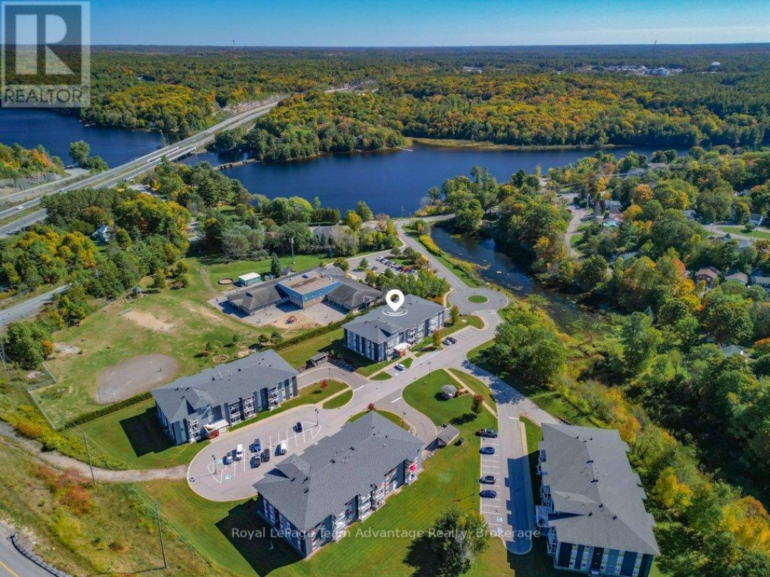 203 - 20A SILVER BIRCH COURT,