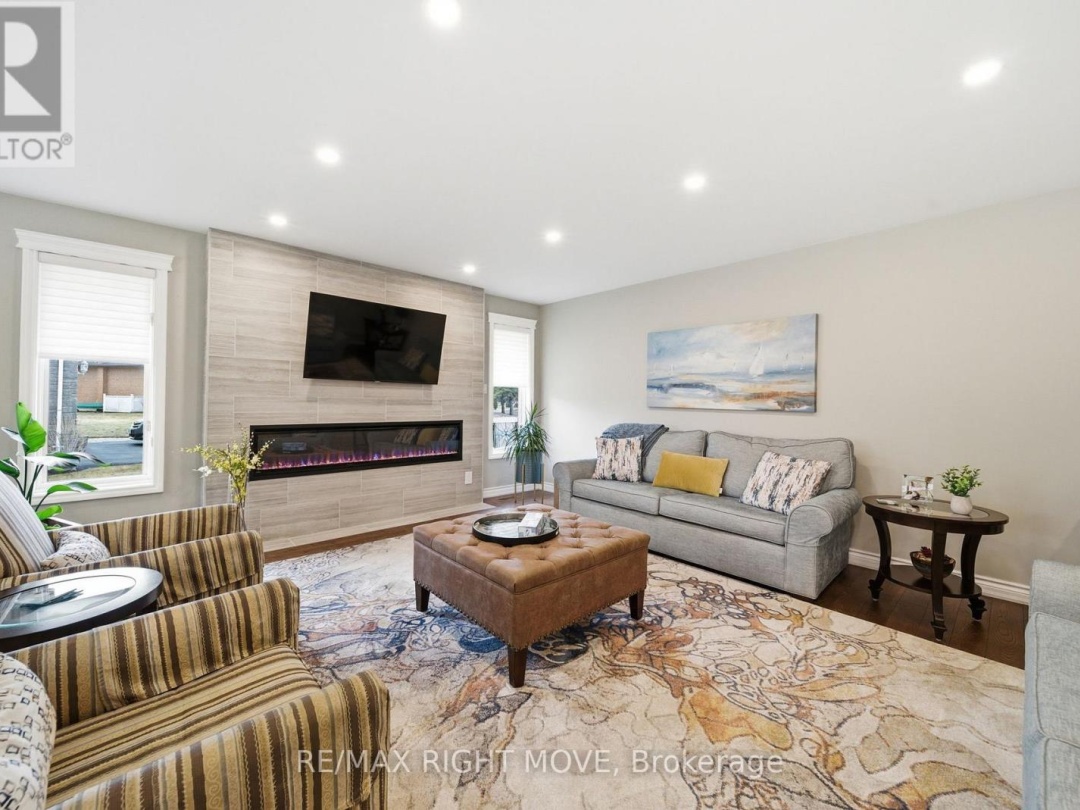 2 LAVENDER COURT, Ramara