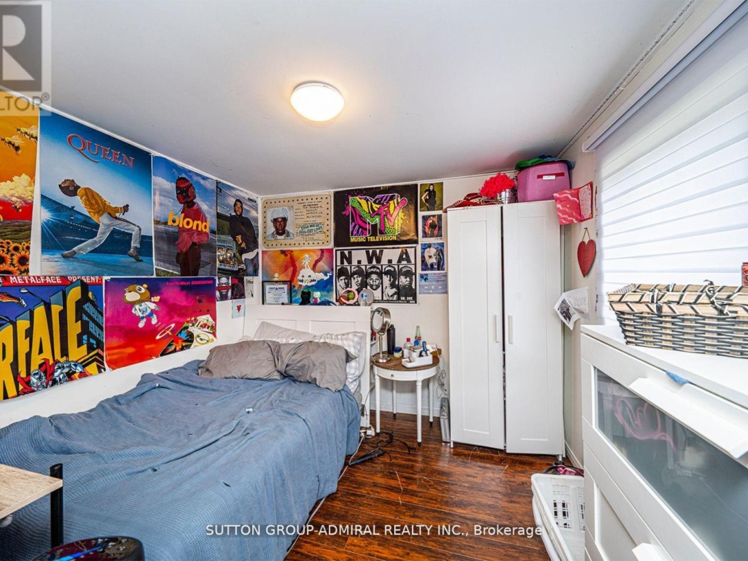 1662 PENLEY ROAD, Severn