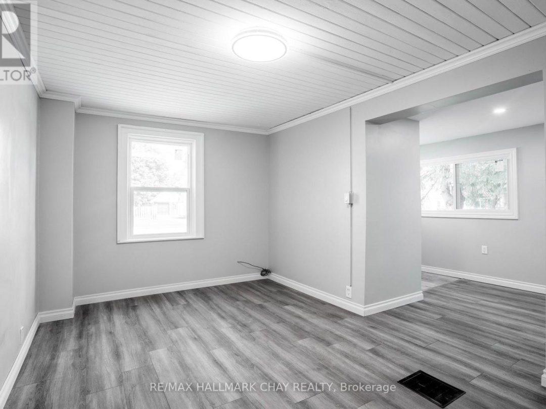 635 FIRST STREET S, Gravenhurst (Muskoka (S))