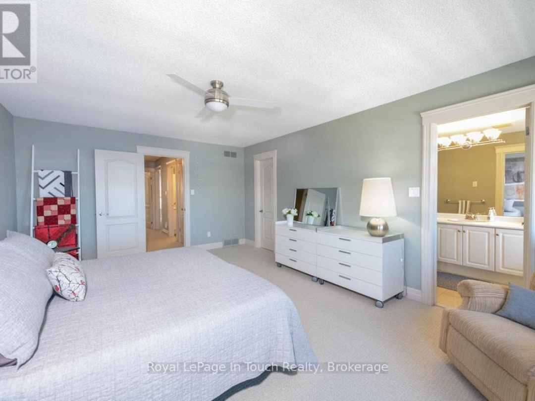 102 WYCLIFFE COVE, Georgian Bay