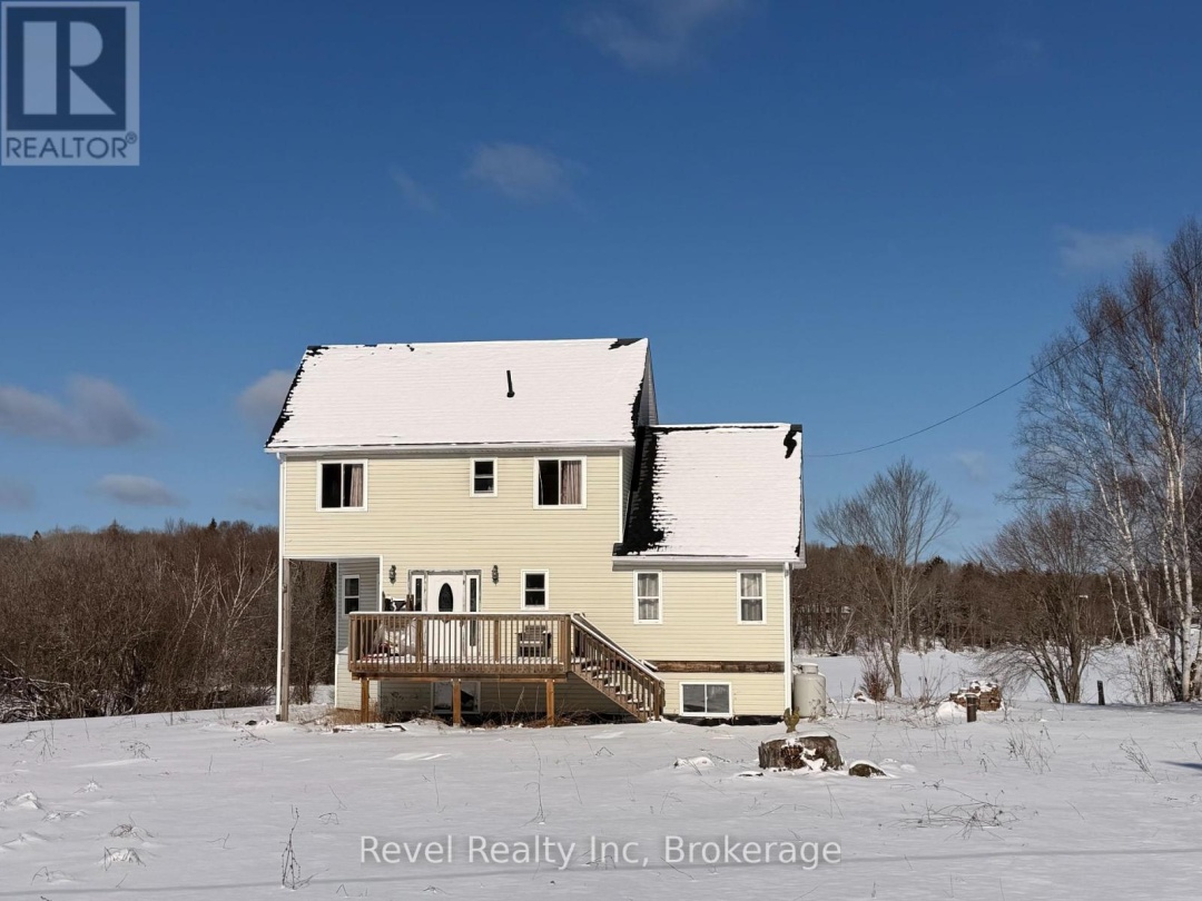 64 JONES ROAD, Manitouwabing Lake