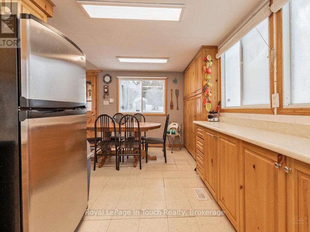 285 CROOKED BAY ROAD, Georgian Bay (Baxter)