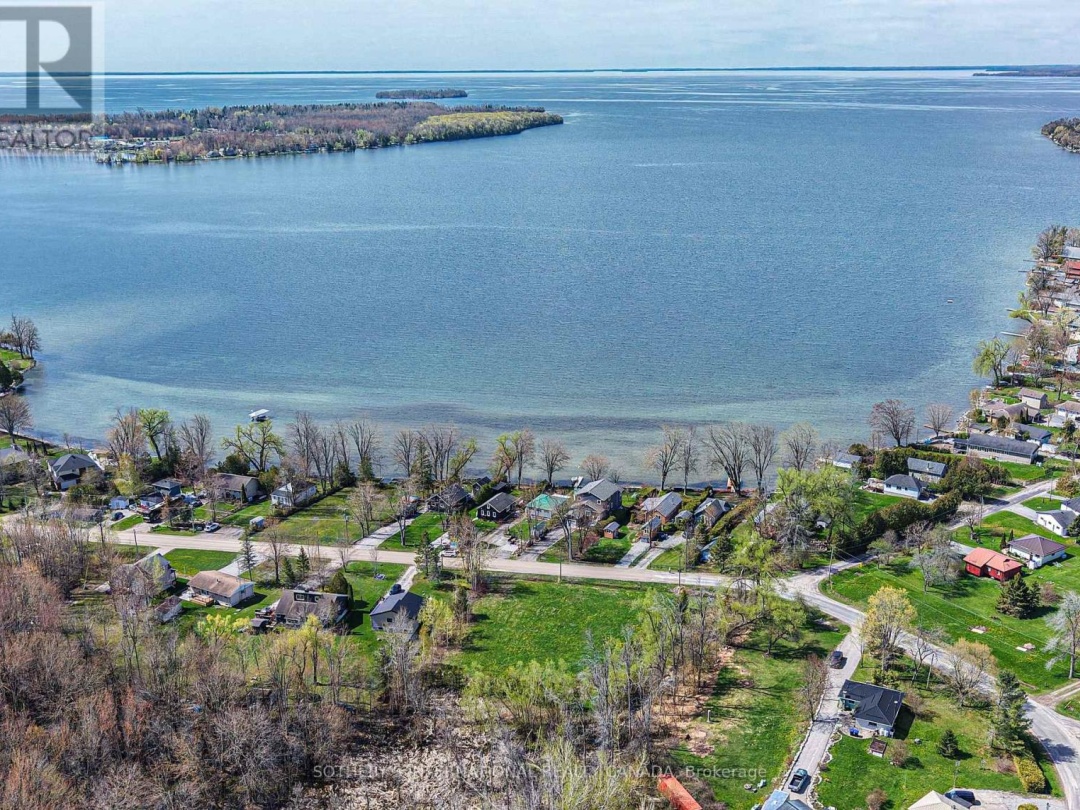 4136 FOUNTAIN DRIVE, Ramara