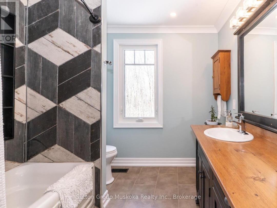 2602 MUSKOKA 10 ROAD, Huntsville (Brunel)