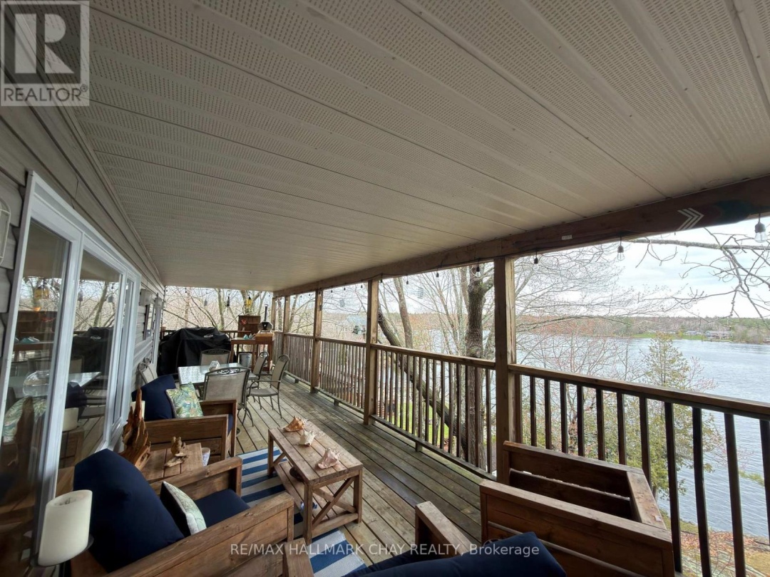 137 PICKEREL POINT ROAD, Gloucester Pool