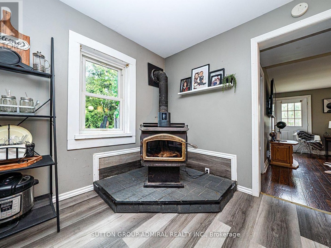 1662 PENLEY ROAD, Severn