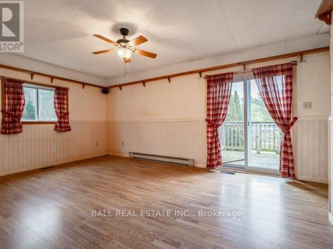 1047 DONROY ROAD, Highlands East (Glamorgan)