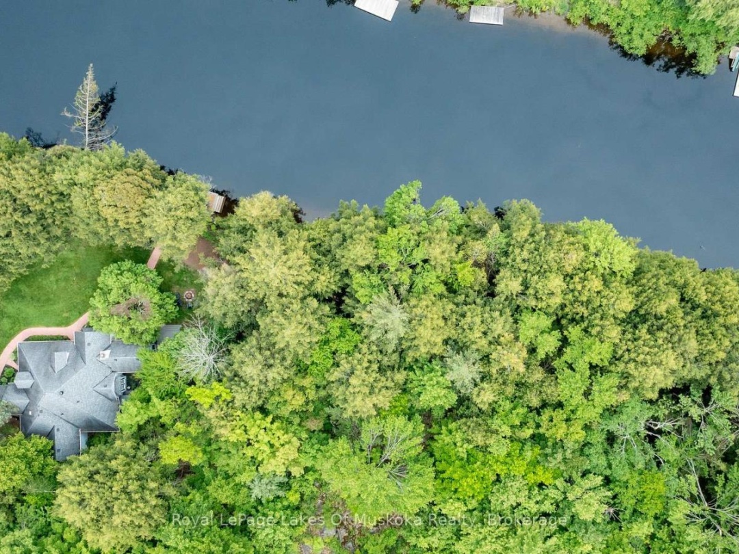103 SOUTHBANK DRIVE, Muskoka River