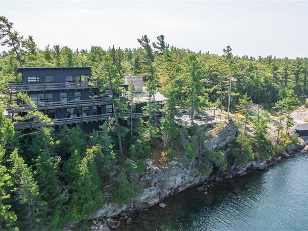 4 B415 Bernyk Island, Georgian Bay