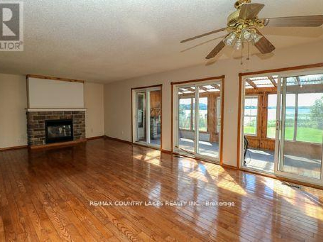 586 ROHALLION ROAD, Canal Lake