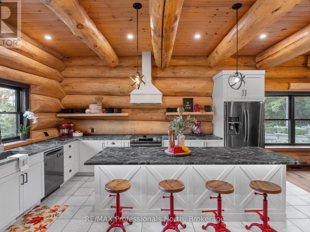 44 North Waseosa Lake Road, Huntsville (Chaffey)