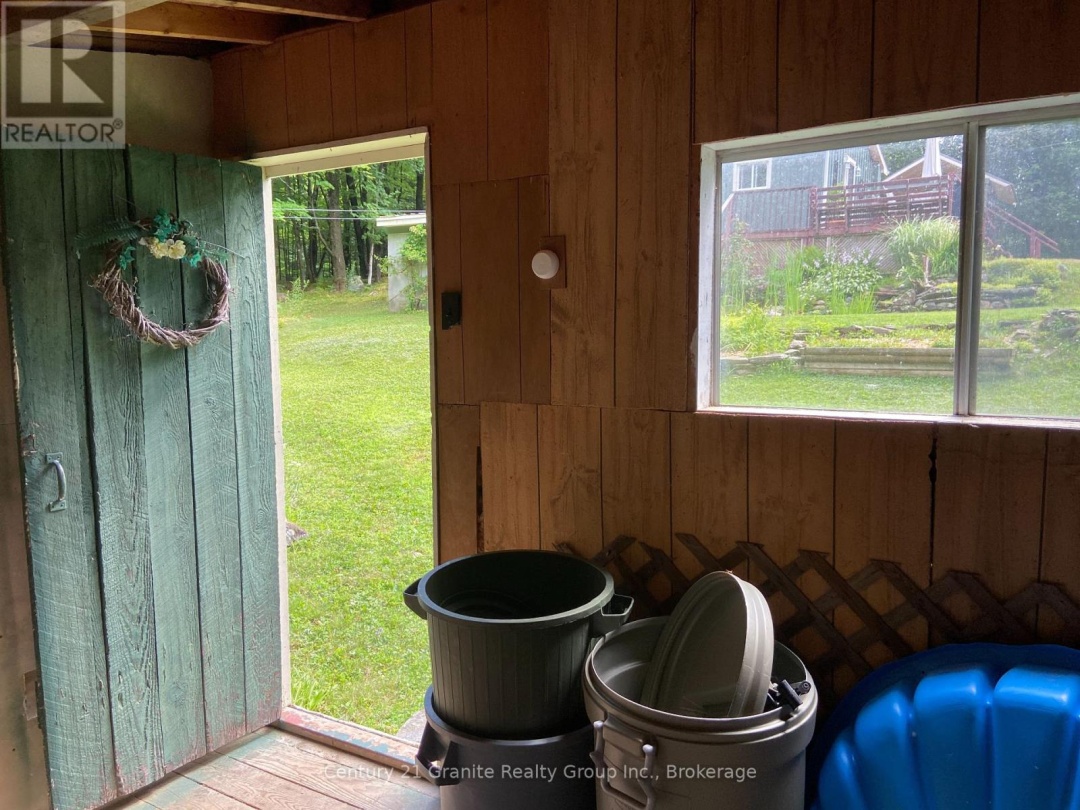 1931 DUCK LAKE ROAD, 