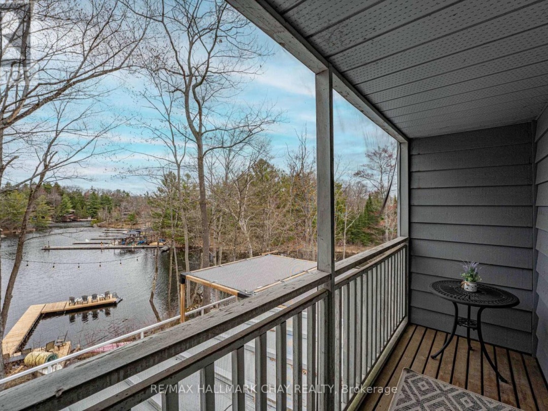 3285 ROCKCLIFFE COURT, Gloucester Pool