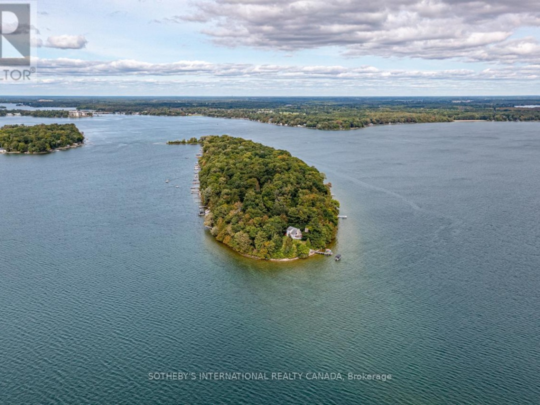 1 & 2 IVY LANE, Lake Simcoe