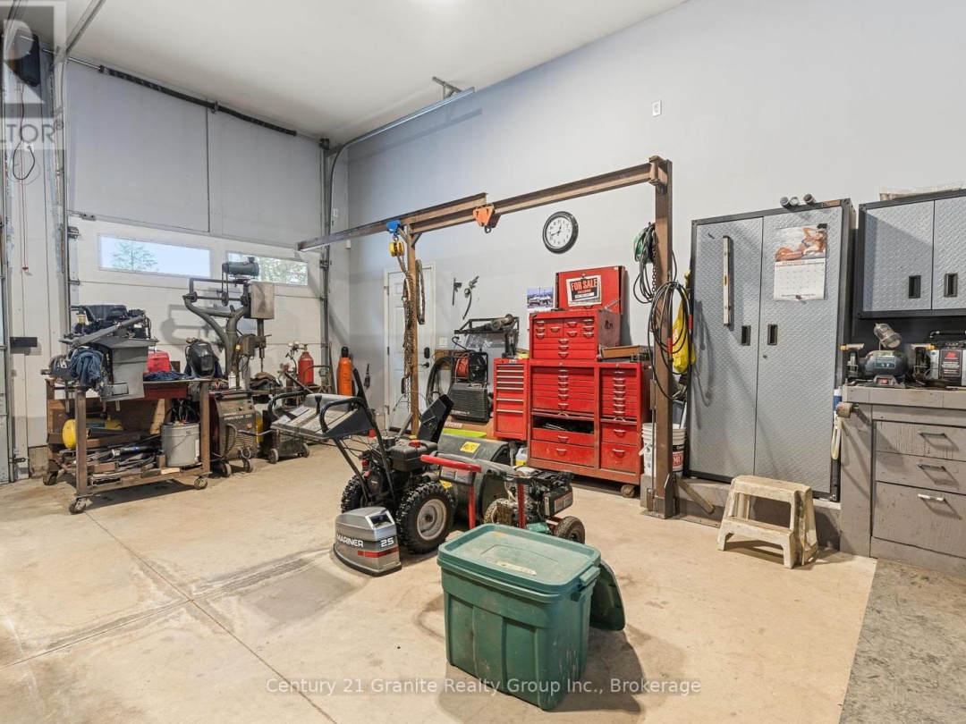 460 BOBCAYGEON ROAD, 