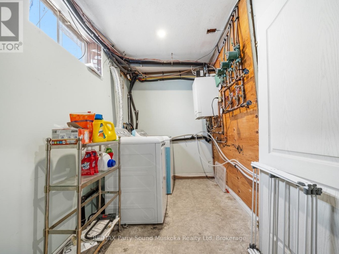 55 A CASCADE STREET E, Parry Sound