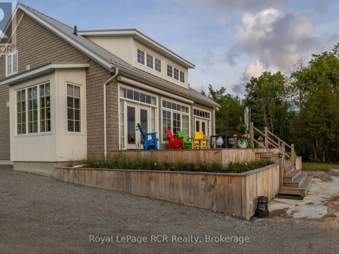 101 EVERGREEN LANE, Georgian Bay