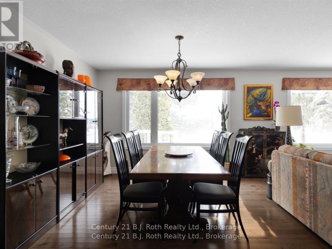 179 BAYSHORE DRIVE, Lake Simcoe