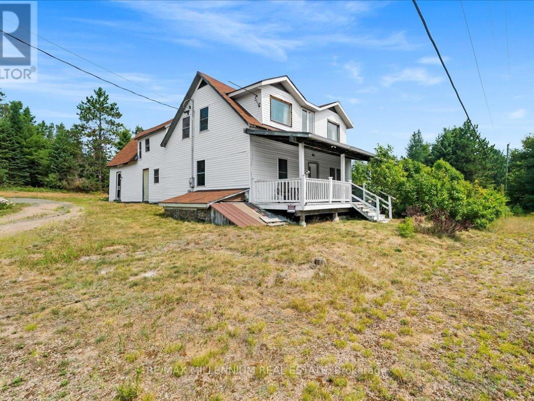 3529 HIGHWAY 118 E, Bracebridge (Oakley)