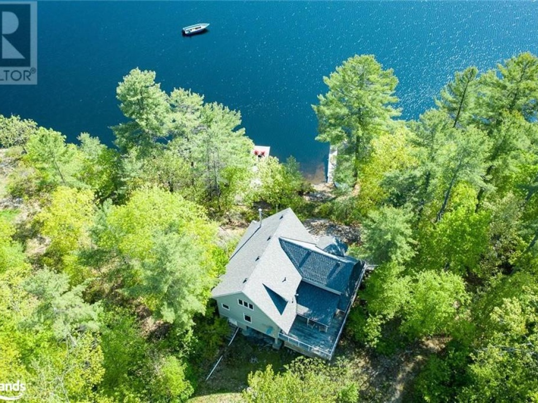 1320 360 Island, Six Mile Lake