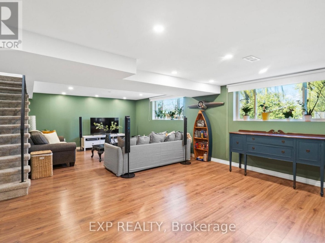 386 MAY STREET, Brock (Beaverton)