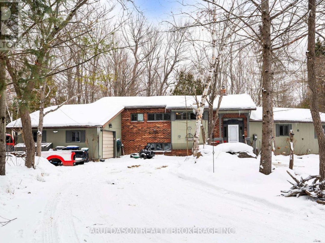 1208 BIRCHCLIFFE CRESCENT, Severn