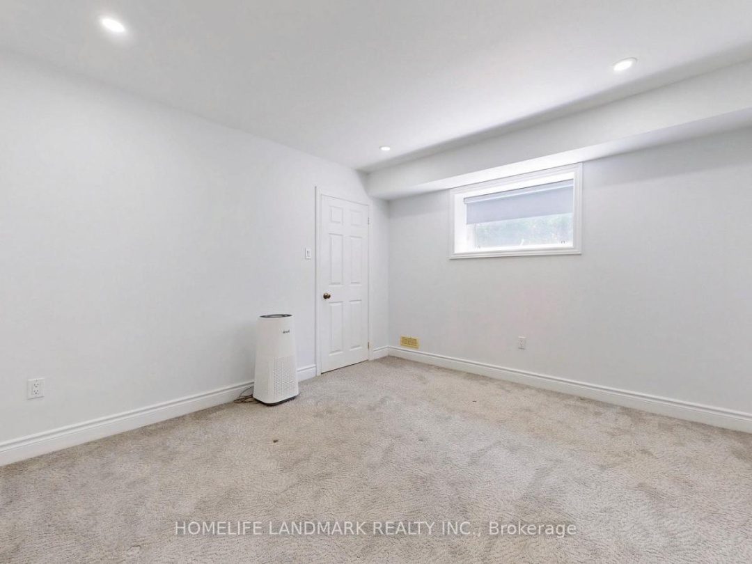 1662 LAKESHORE DRIVE, 