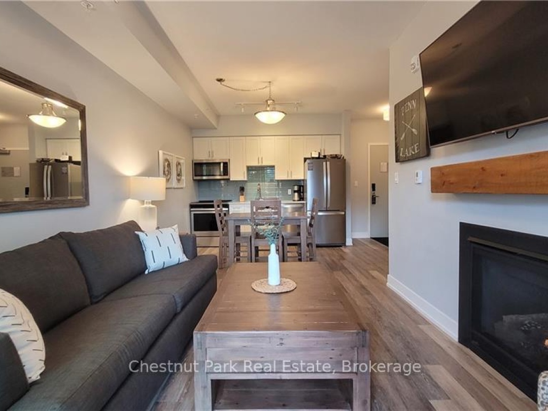 330 - 25 PEN LAKE POINT ROAD, 