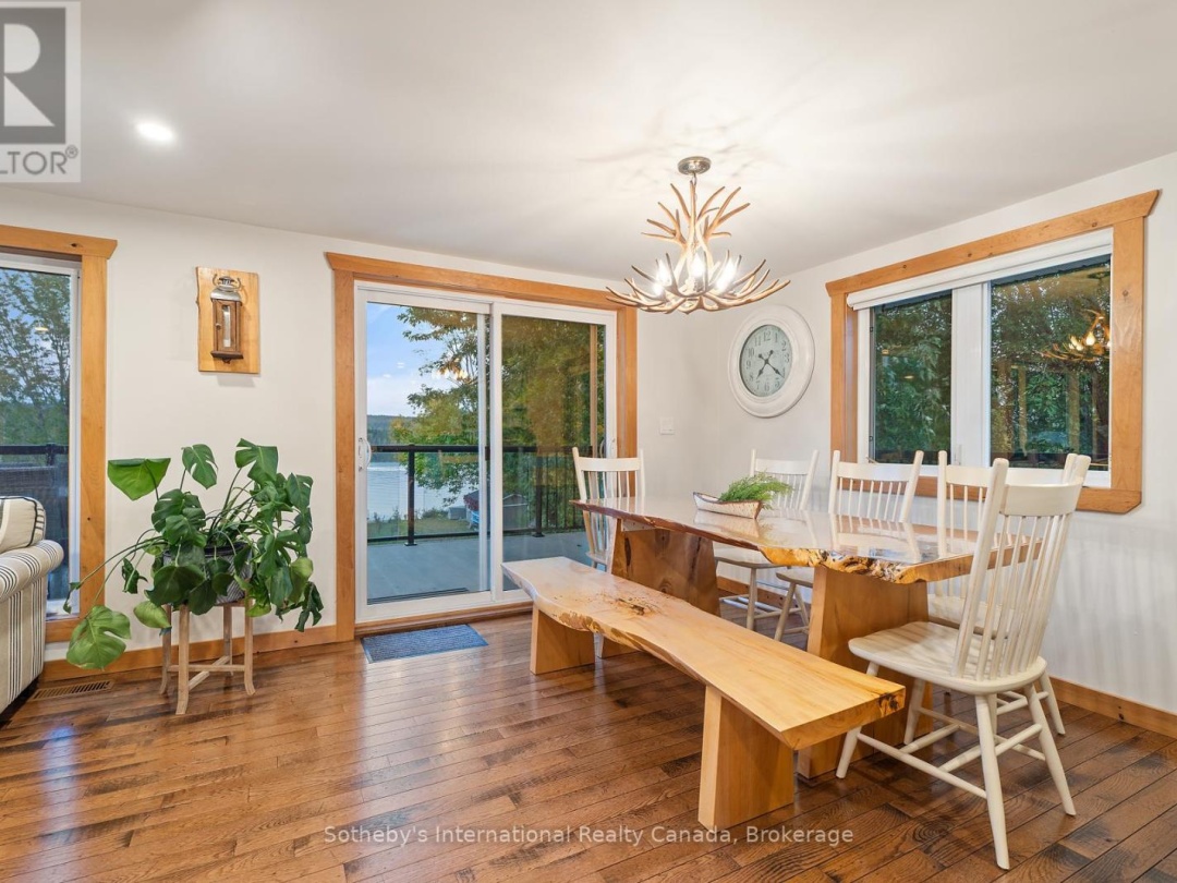 1111 MAPLEHURST DRIVE, Peninsula Lake