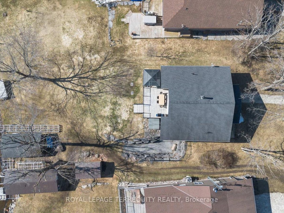 18 MILLER ROAD, Cameron Lake