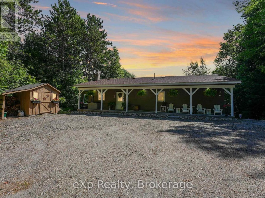 2978 KASHAGAWIGAMOG LAKE ROAD, 