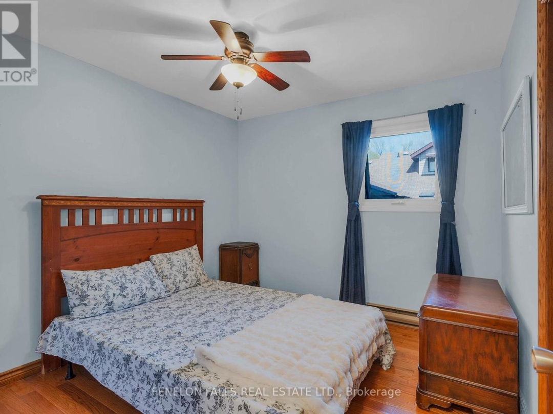 36 JANLISDA DRIVE, Kawartha Lakes (Fenelon Falls)