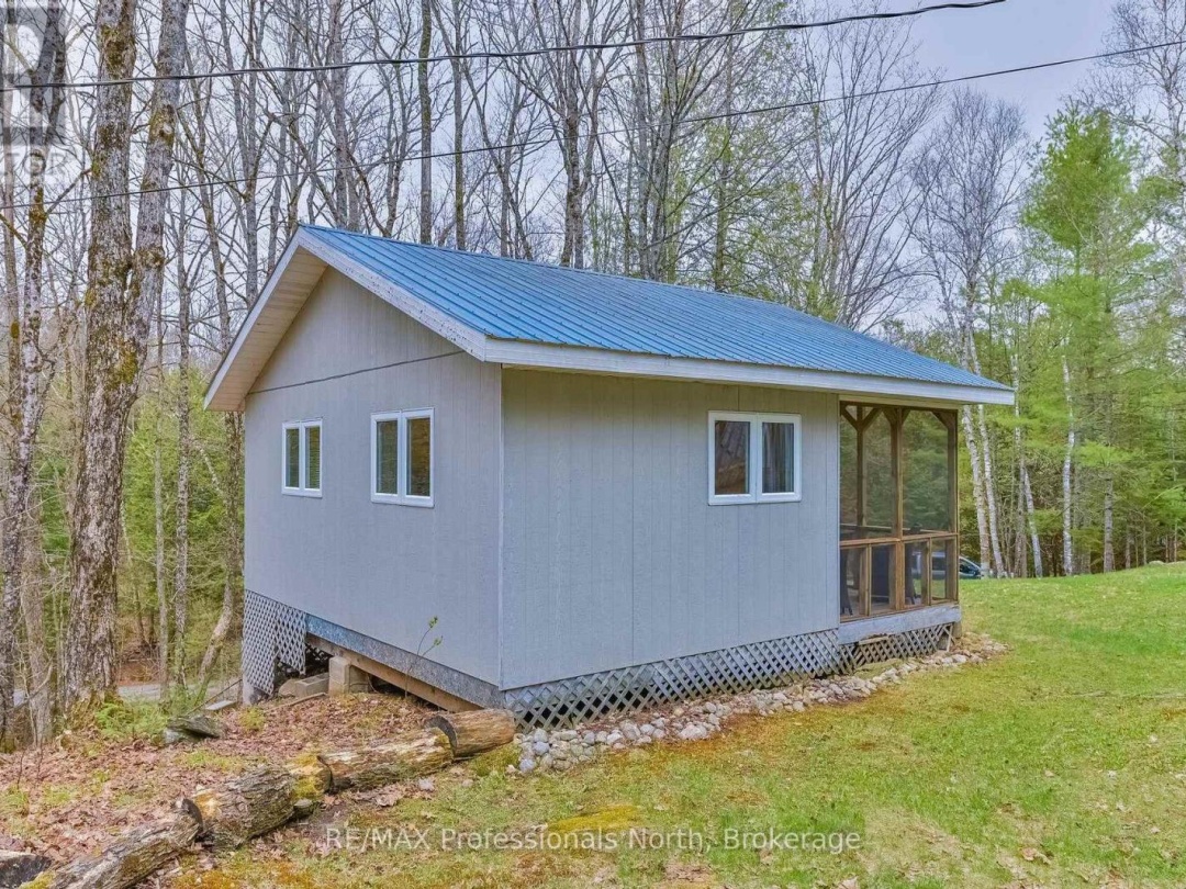 1422 AVERY LANE, Gooderham Lake