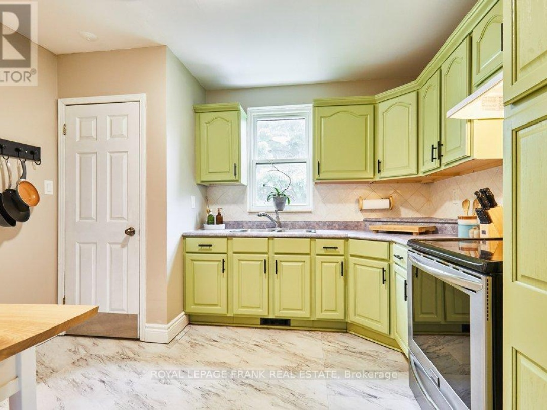 148 KING STREET, Kawartha Lakes (Woodville)