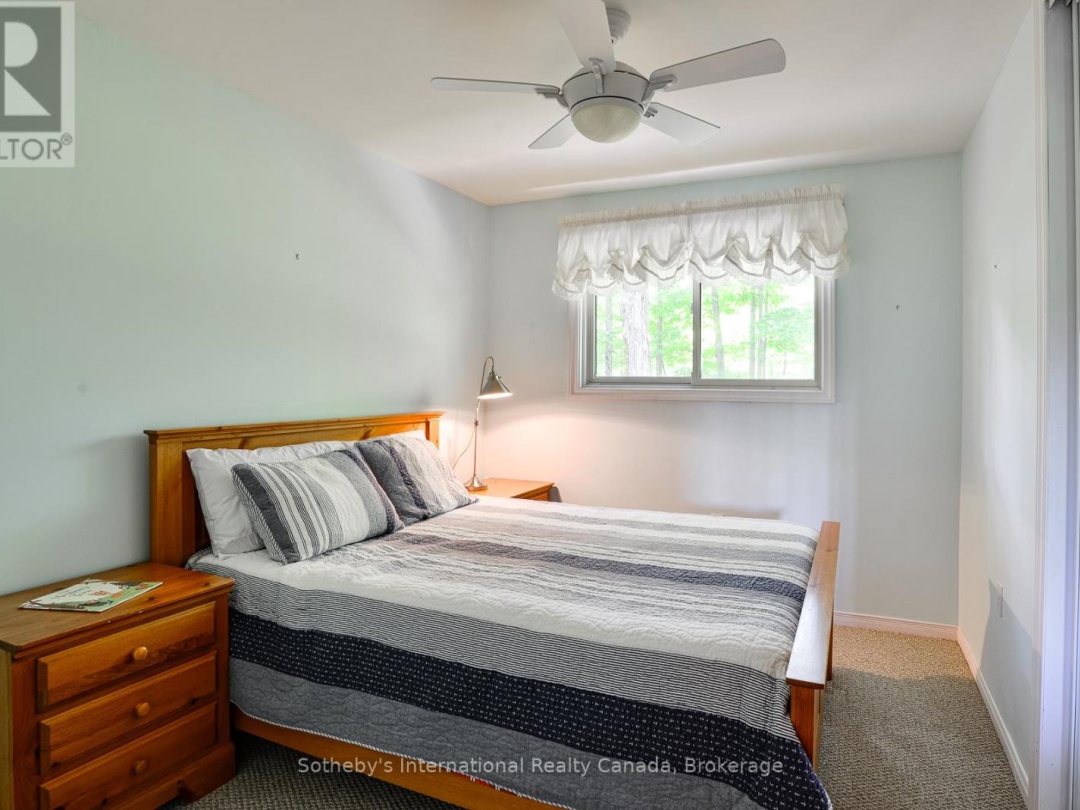 1062 BRADLEY ROAD, Lake Muskoka