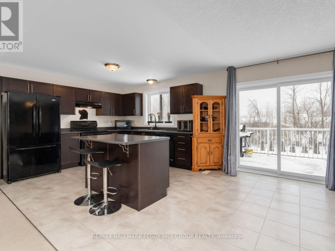 25 BAY STREET, Tay (Victoria Harbour)