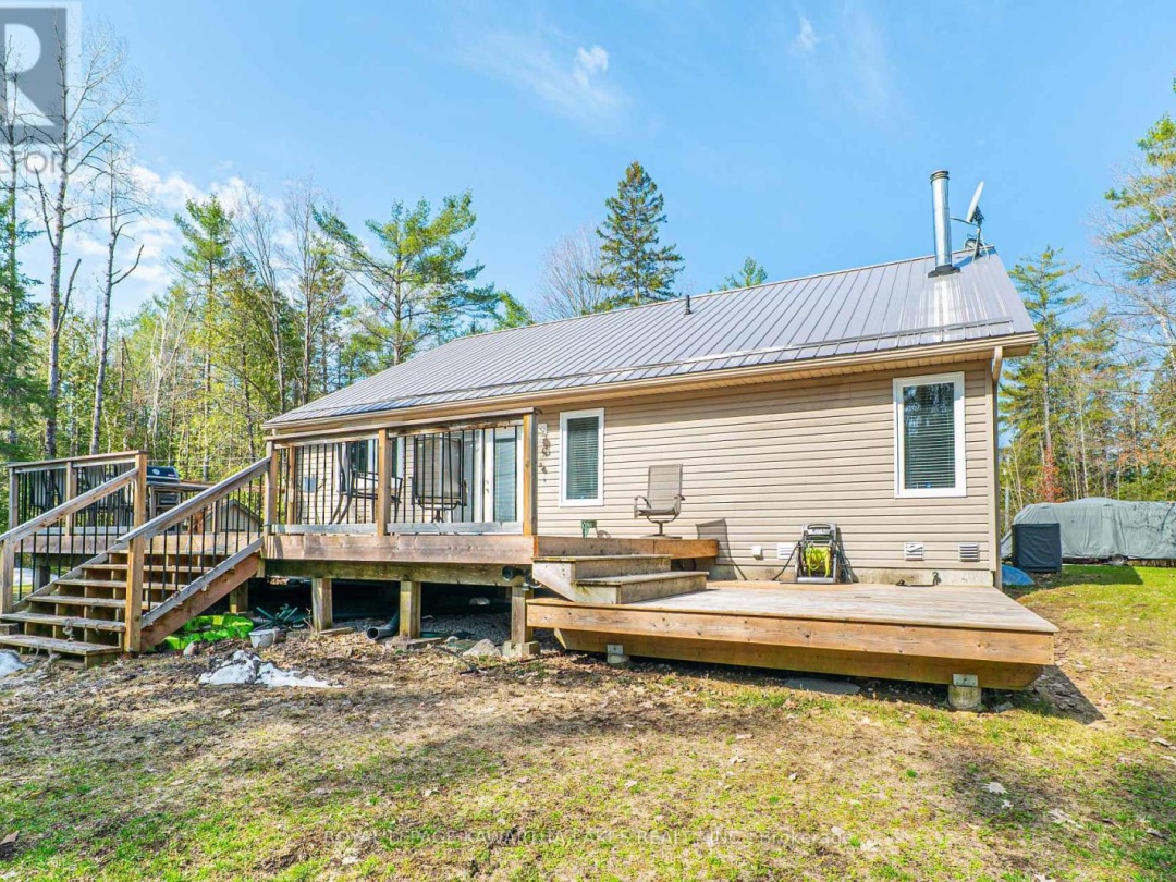 914 COUNTY RD 49, Trent Lakes