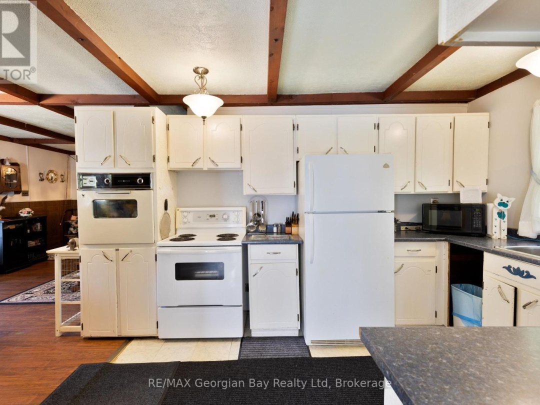 426 DAVID AVENUE, Tay (Port McNicoll)