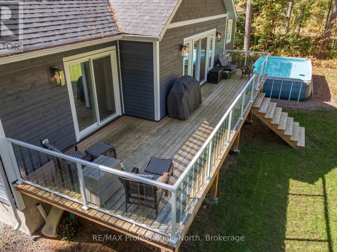1034 XAVIER STREET, Gravenhurst (Morrison)