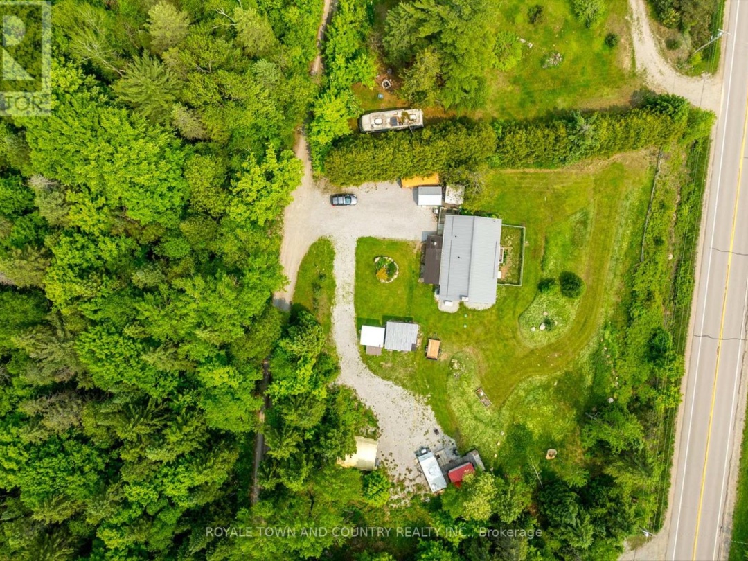 1042 TWEED DRIVE, Highlands East (Glamorgan)