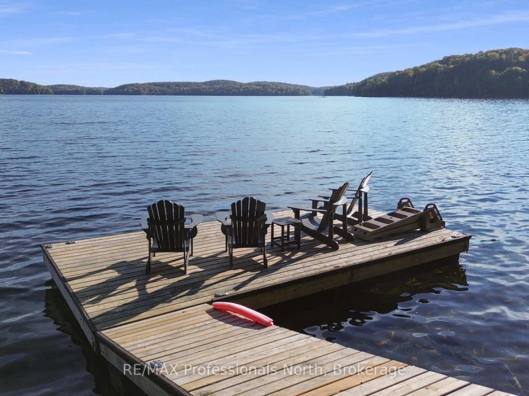 1110 MISKWABI LAKE ROAD, Miskwabi Lake