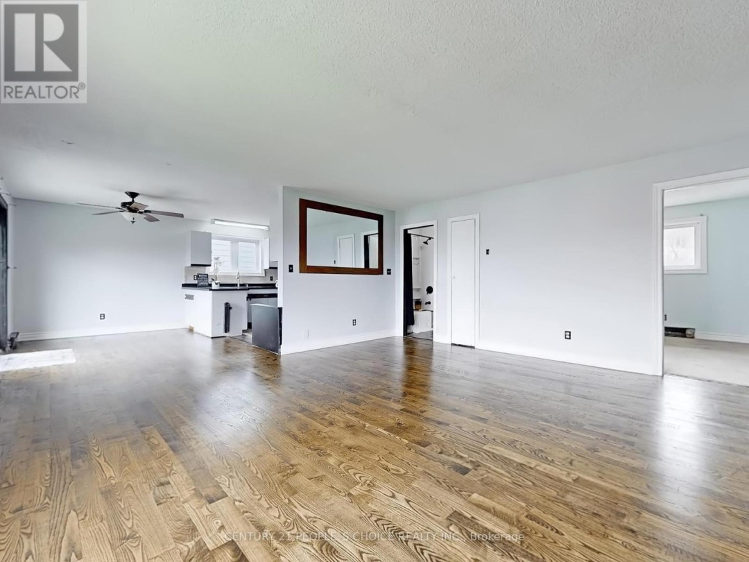 156 MAIN STREET W, 