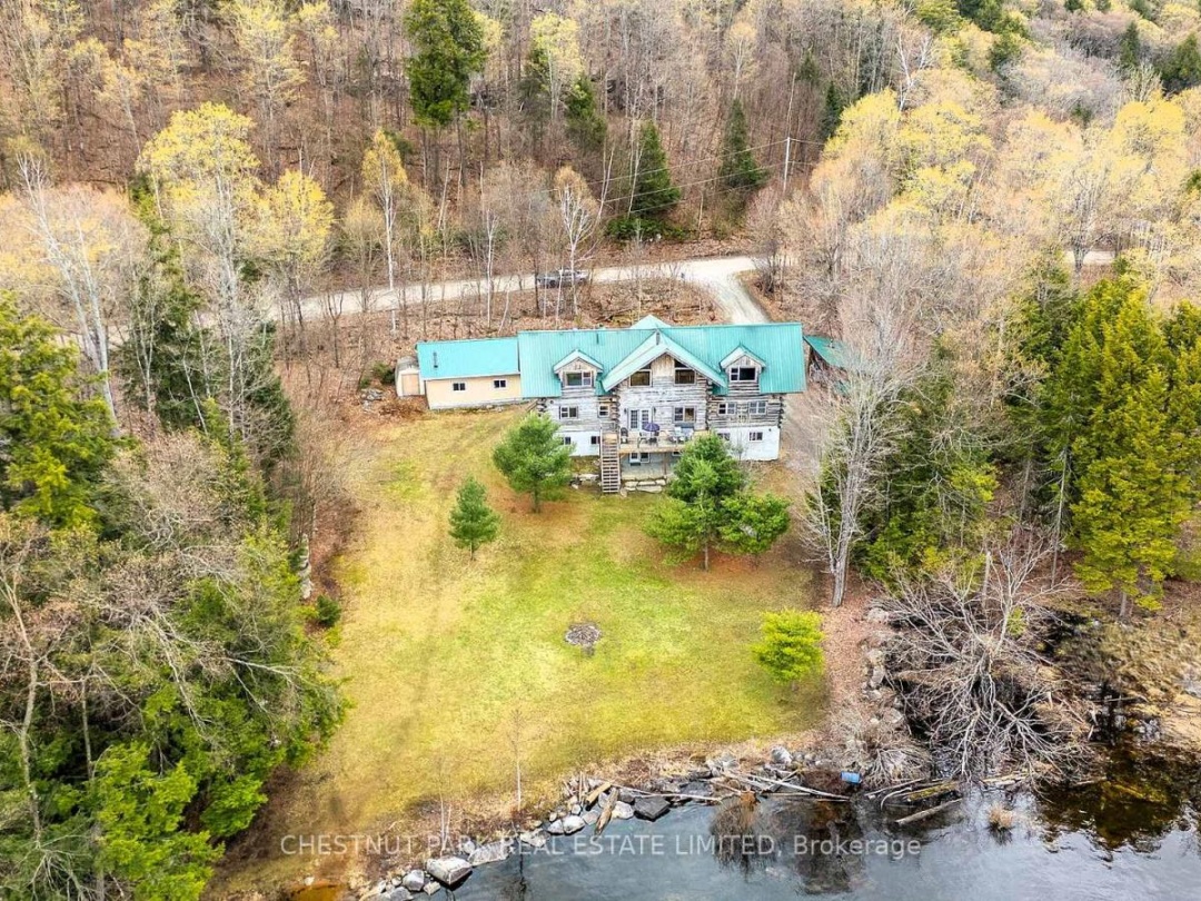 1068 RATTLESNAKE ROAD, Redstone Lake