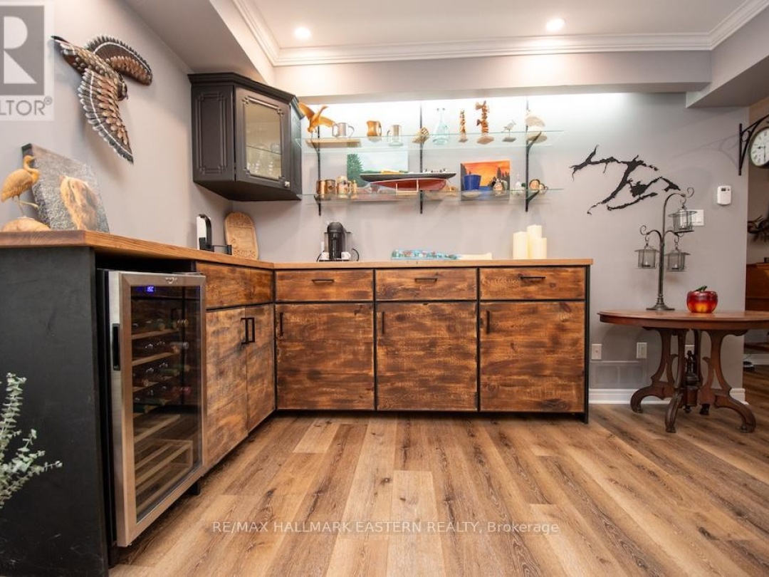 4 HUNTINGWOOD CRESCENT, Kawartha Lakes (Bobcaygeon)