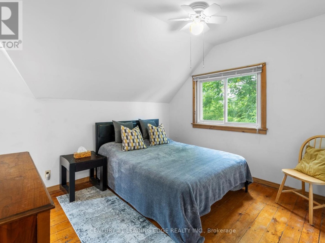 4077 MONCK ROAD, 